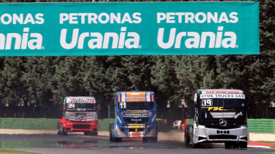 Impressies van de tweede wedstrijd van het Europese truckkampioenschap op het circuit van Misano.
