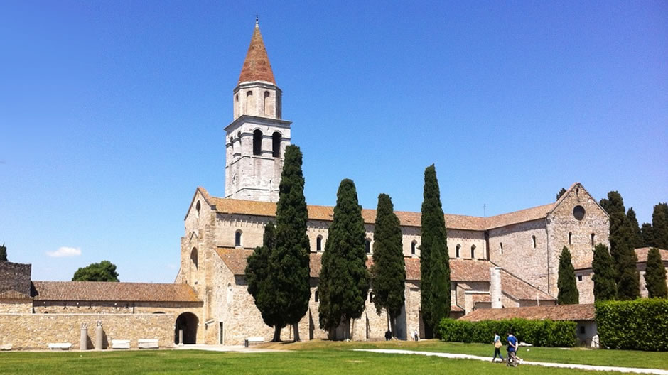 Basilikan i Aquileia: Huvudkyrkan i den italienska staden finns på Unescos världsarvslista. Den imponerar framför allt med sitt fascinerade mosaikgolv.