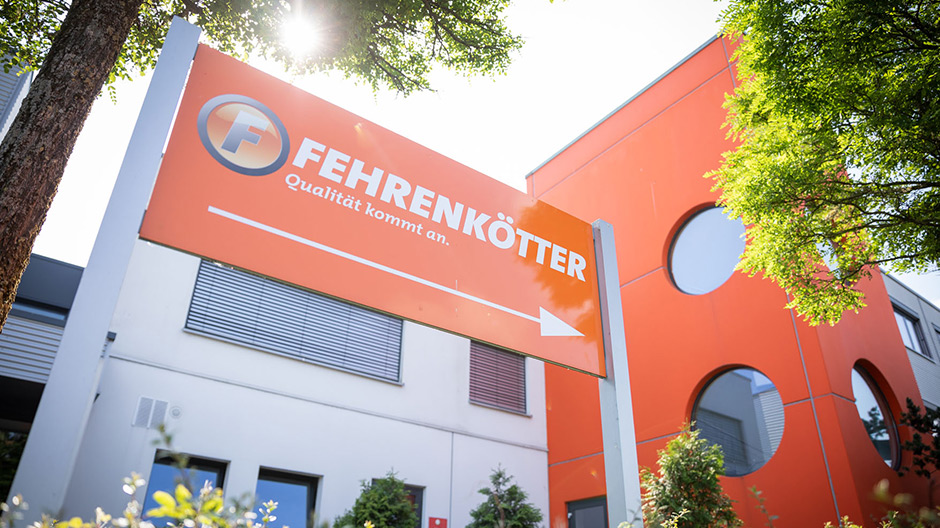 L’interfaccia tra autisti, gestione del parco veicolare e reparto disposizione è stata migliorata alla Fehrenkötter.