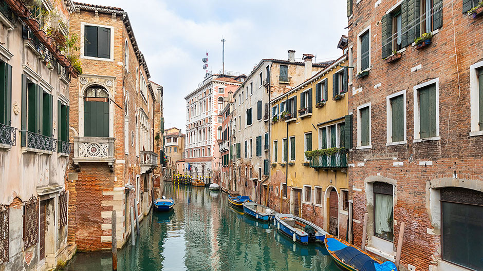 Crochet par Venise : pour leur première étape, les Kammermann avaient choisi un endroit chargé d'histoire.