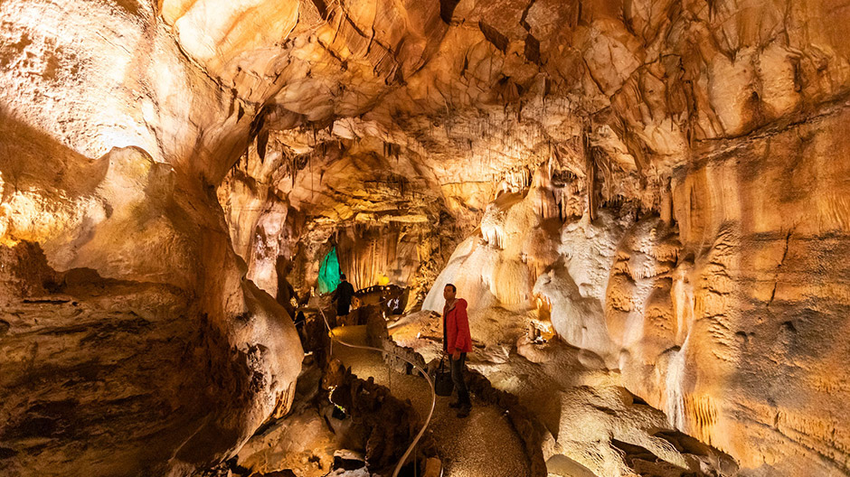 Ob natürlich entstanden in der Tropfsteinhöhle oder menschengemacht in der Stadt Tomar: Portugal bietet Prächtiges!