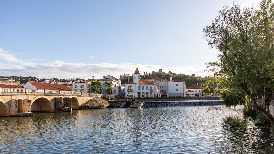 Zowel natuurlijk ontstaan in de druipsteengrot als door mensen gemaakt in de stad Tomar: Portugal heeft veel moois te bieden!