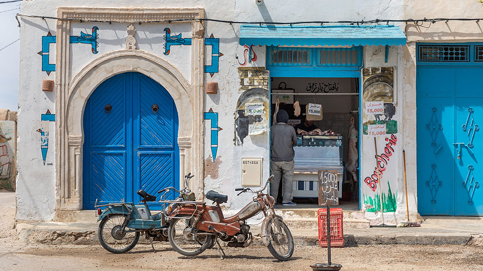 Sinagog, sokak sanatı, sokak hayatı: Yakından bakanlar Djerba’da birçok şey keşfedebiliyor.