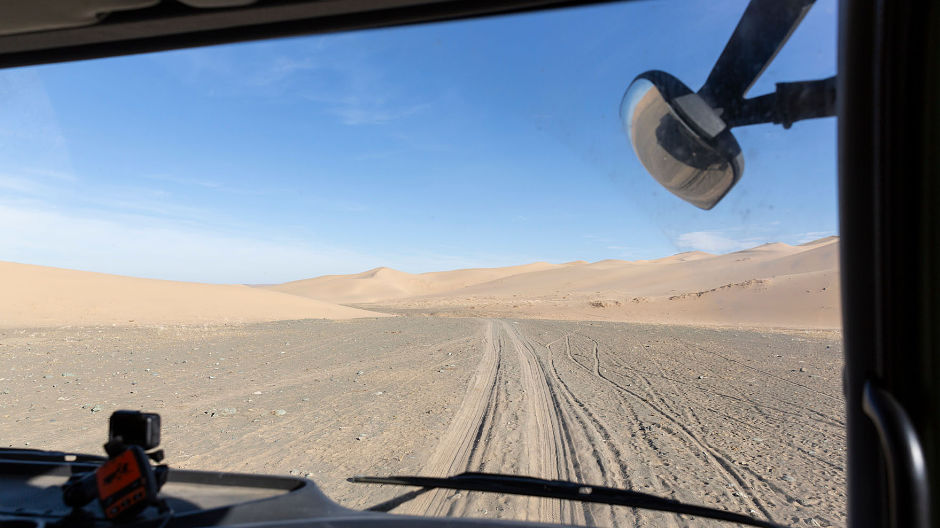 Nuovi amici su Facebook e piste nel deserto: in Mongolia i Kammermann hanno avuto ogni sorta di sorprese.
