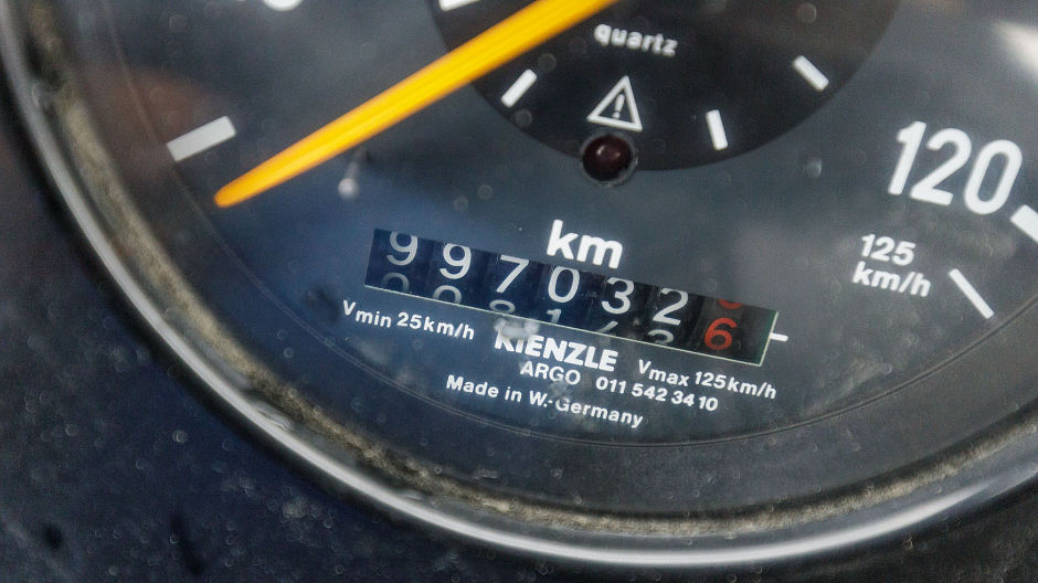 Cuentakilómetros: a unos pocos kilómetros de alcanzar la marca del millón.