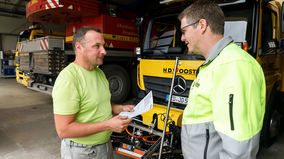 Daniel Eichmann (left) is one of the two Atego drivers.