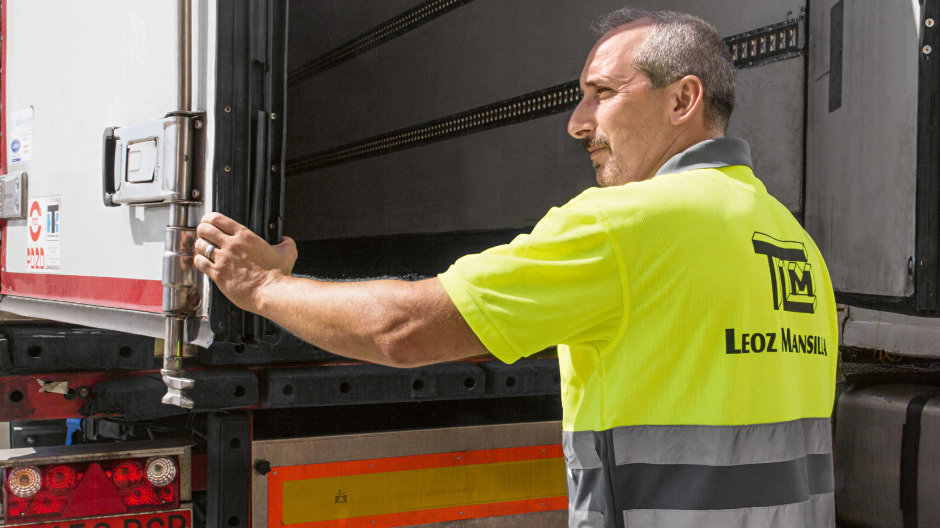 Los remolques de TLM Logistic están equipados para transportar mercancía a temperatura controlada hasta –20º. 